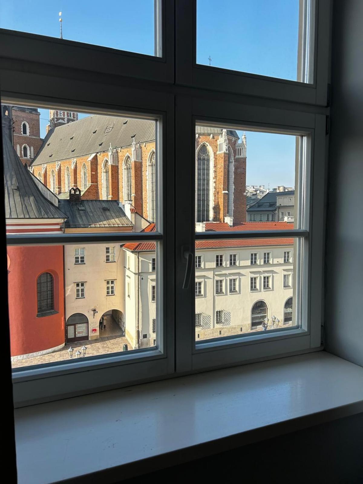 Small Market Square - Old Town クラクフ エクステリア 写真